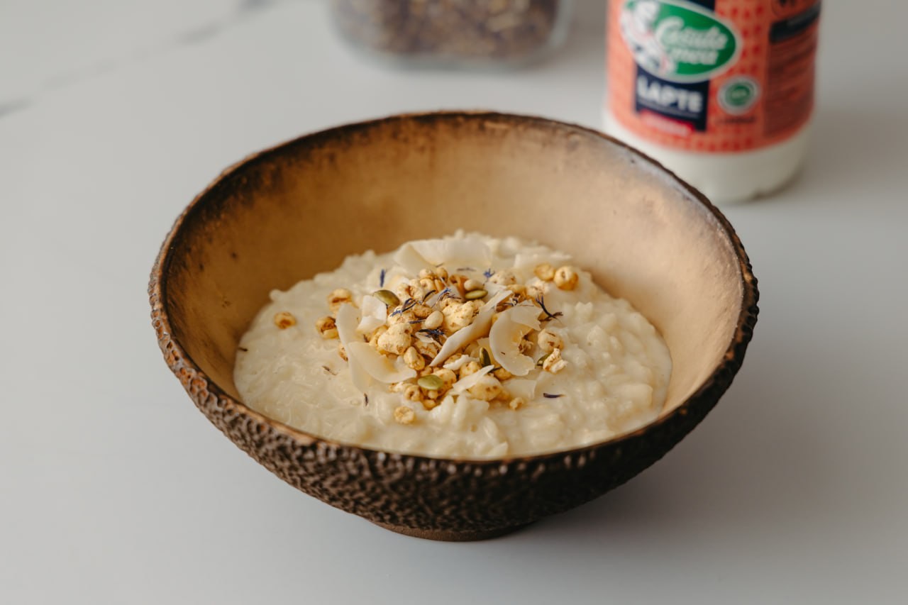 Рисовый пудинг с кокосом